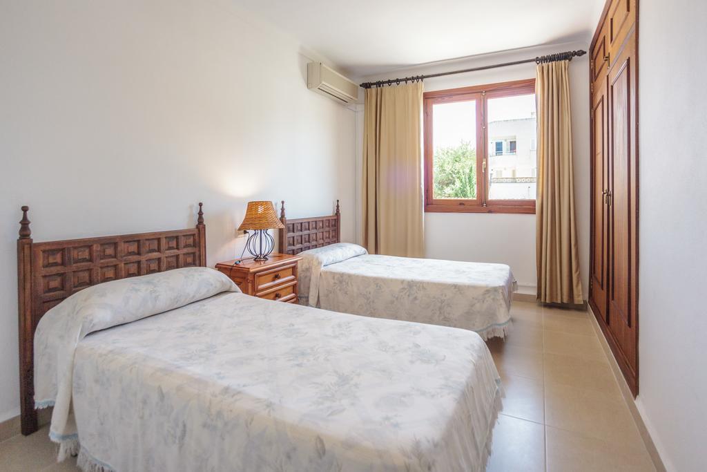 Apartamentos Obrador Colonia de Sant Jordi Room photo