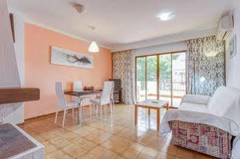 Apartamentos Obrador Colonia de Sant Jordi Exterior photo